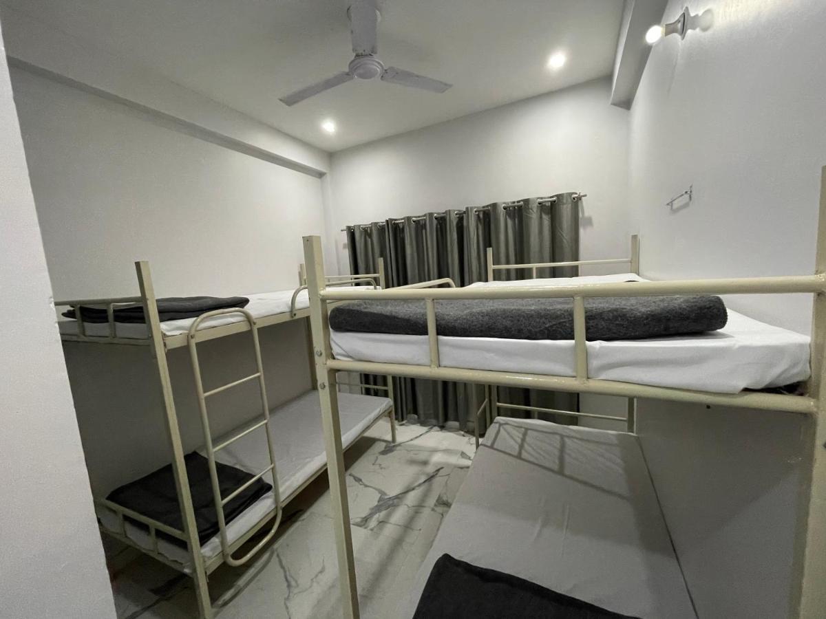 Olt Hostel Rishīkesh Zewnętrze zdjęcie
