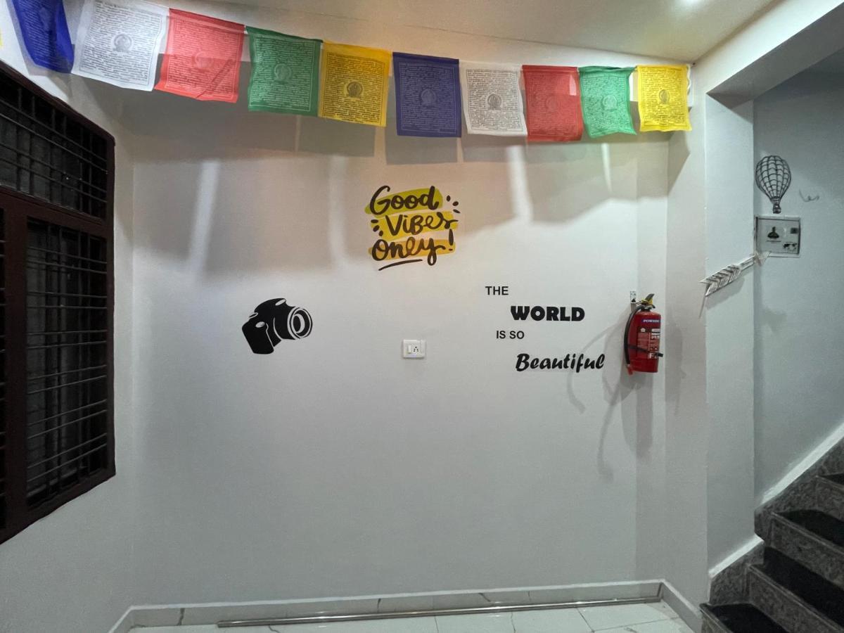 Olt Hostel Rishīkesh Zewnętrze zdjęcie