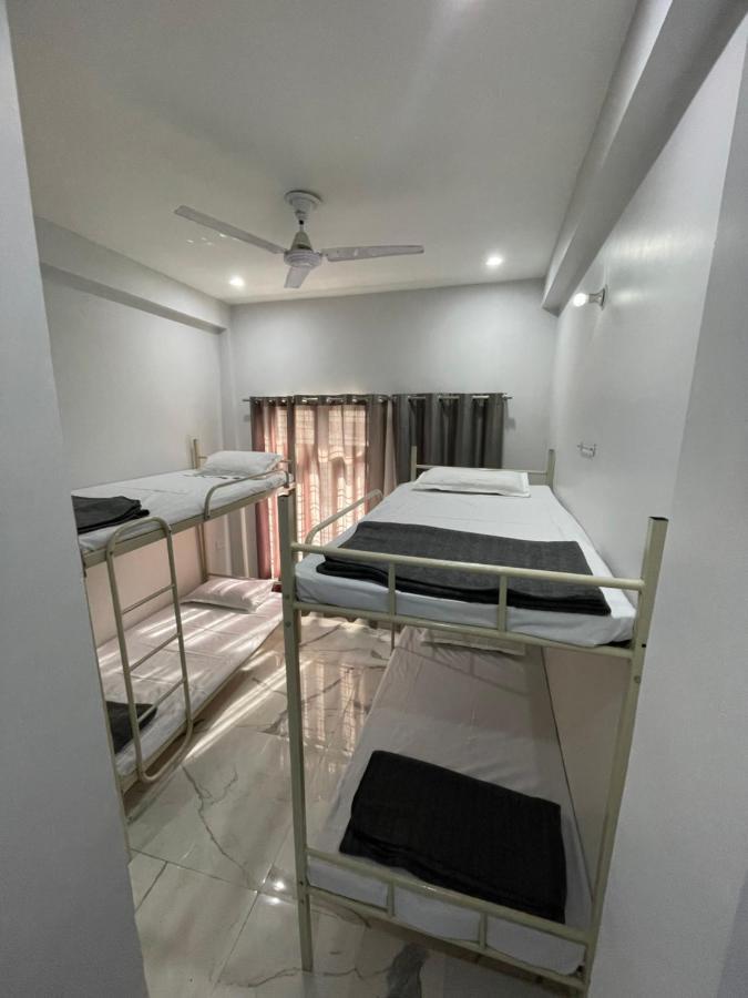 Olt Hostel Rishīkesh Zewnętrze zdjęcie