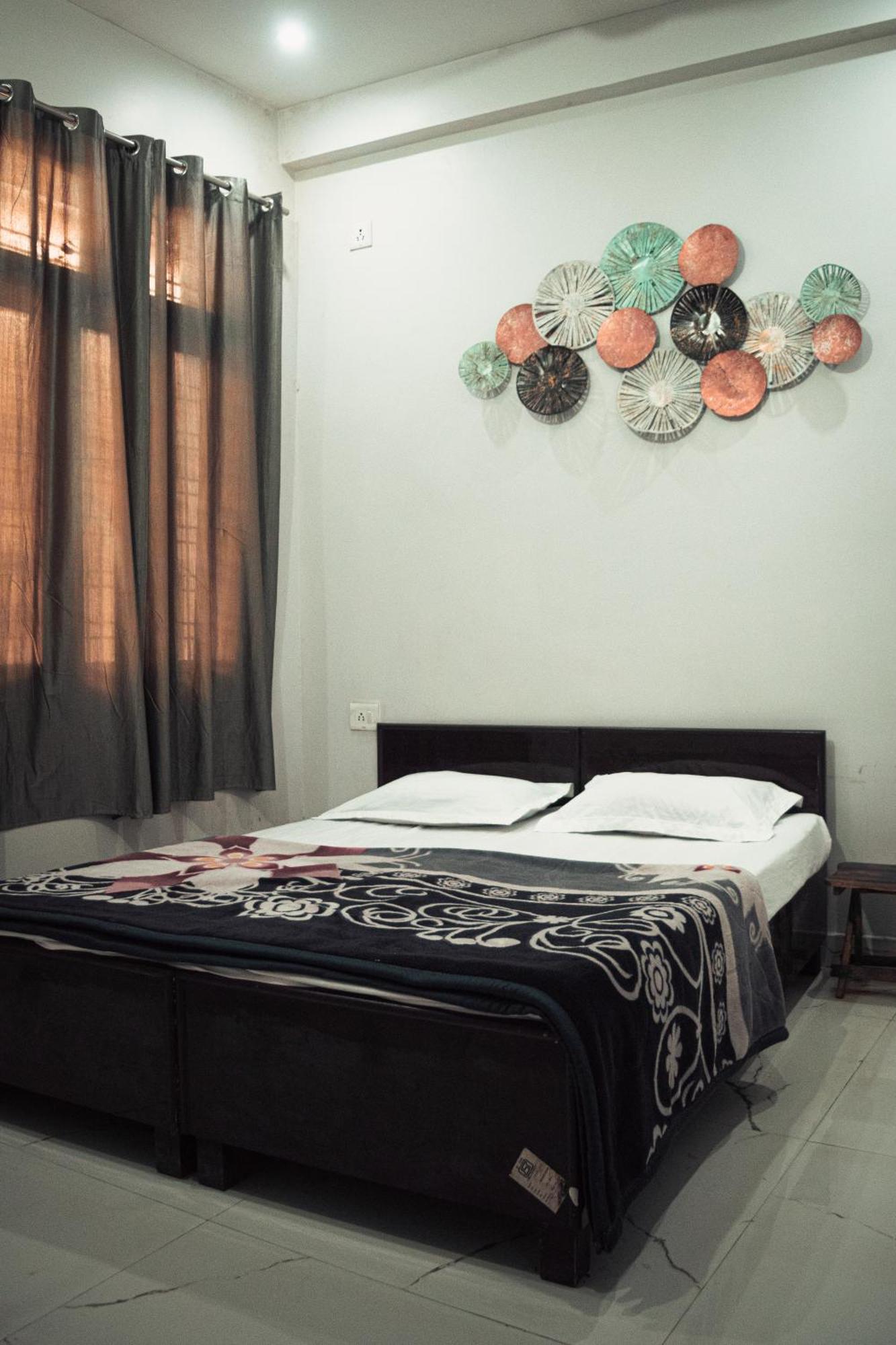 Olt Hostel Rishīkesh Zewnętrze zdjęcie